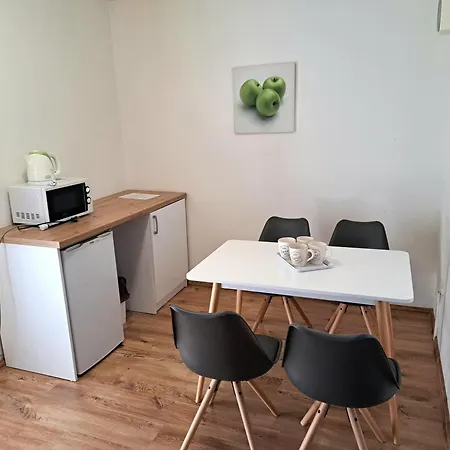 Penzión pre hostí Turisticka Pri Skolskom Internate Medicka 2 Kosice