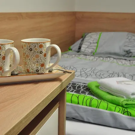 Turisticka Pri Skolskom Internate Medicka 2 * Kosice