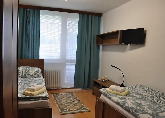 Turistická Ubytovňa Pri školskom Internáte Medická 2 Affittacamere
