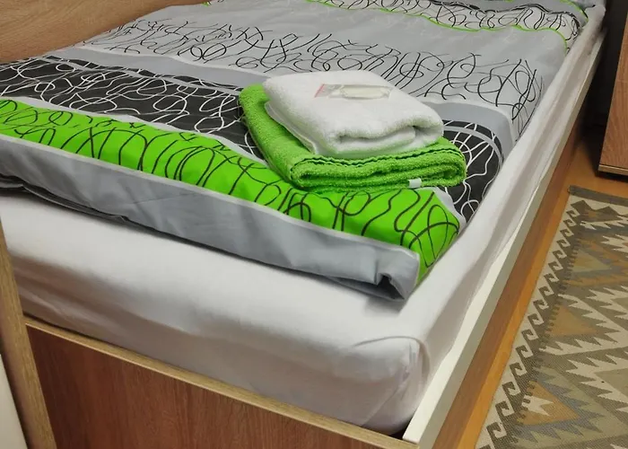 Turistická Ubytovňa Pri školskom Internáte Medická 2